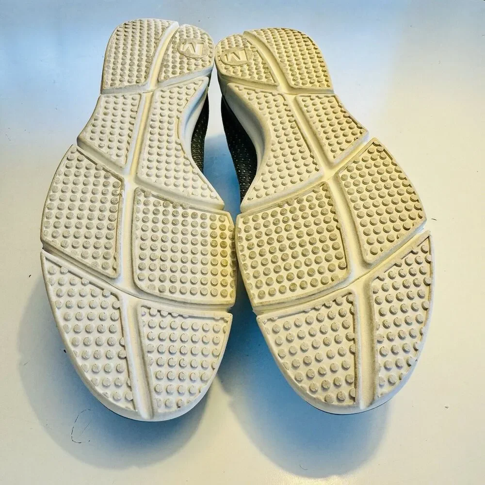 Merrell pack light